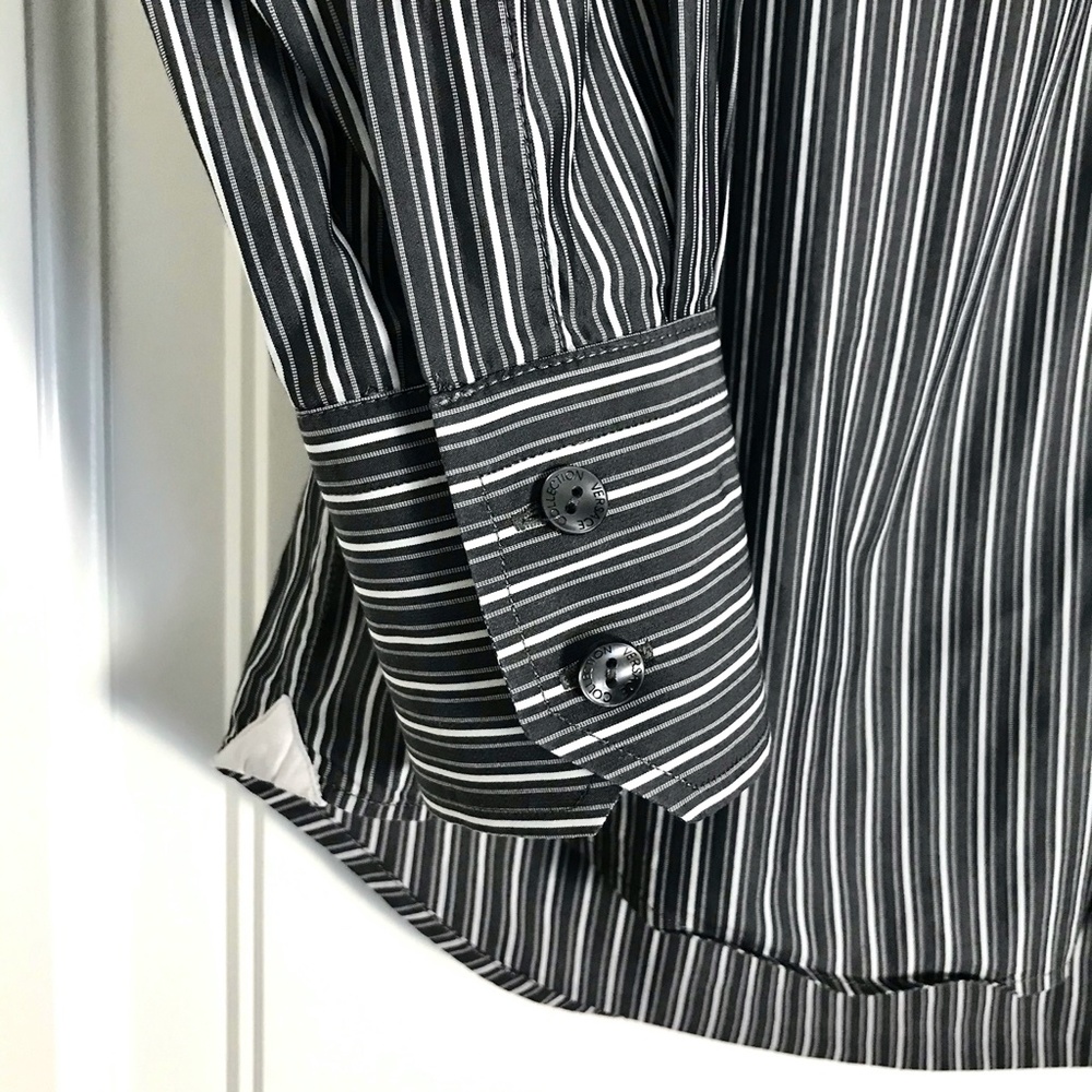 Versace Business Fit Dress Shirt - 15.5 / 39 - Picture 3 of 6